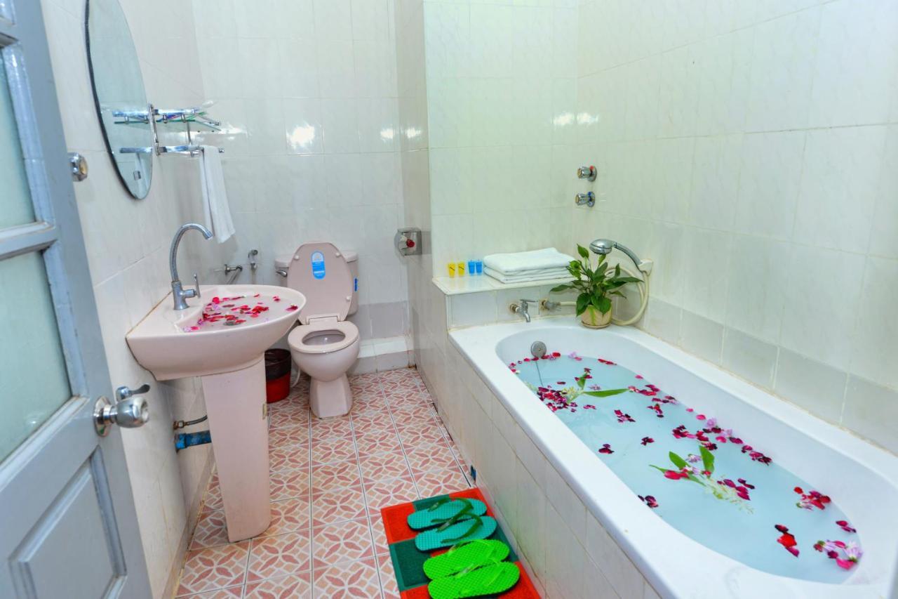 Hotel Smile Pyin Oo Lwin Exterior photo