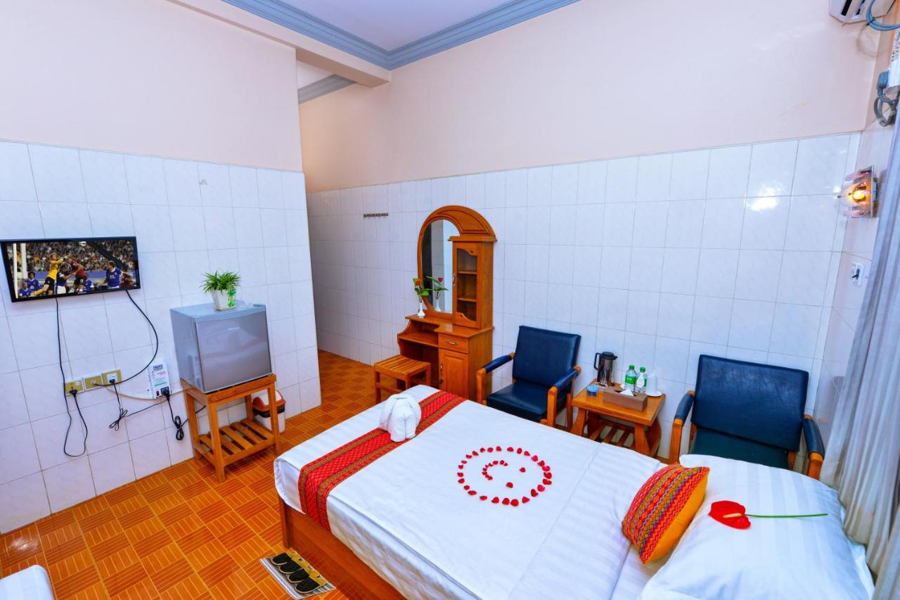 Hotel Smile Pyin Oo Lwin Exterior photo